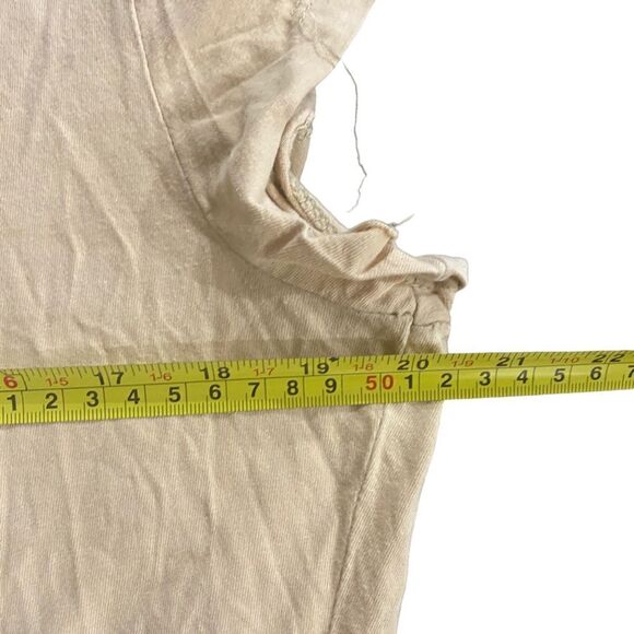 The Wonderful world Of Disney XXL Tinker Bell Short Sleeve Tshirt Perfect pout - Picture 5 of 6